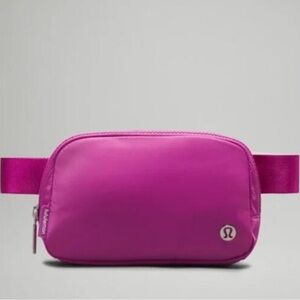 Lululemon Everywhere Belt Bag Pow Pink tone NWT